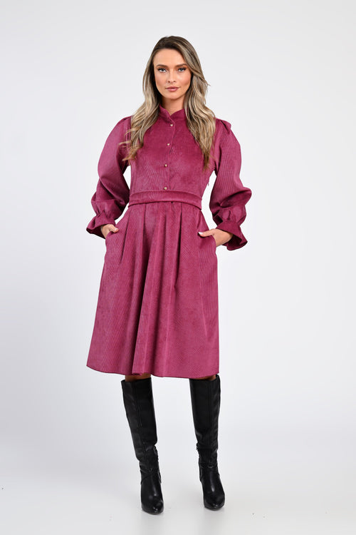 Rochie midi din raiat roz prună cu guler și nasturi decorativi – rochia Adeline Natalee