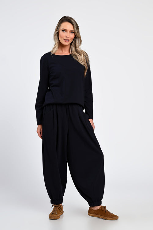 Set Eranthe cu pantaloni largi si bluza bleumarin Eranthe