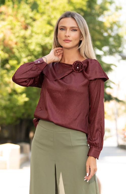 Bluză damă bordo cu floare decorativă – Amalia Natalee
