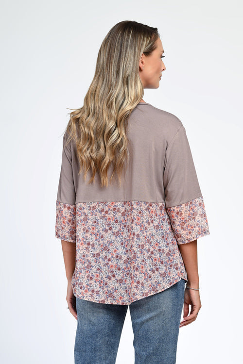 Bluză damă gri taupe cu imprimeu floral – Amara Natalee Fashion