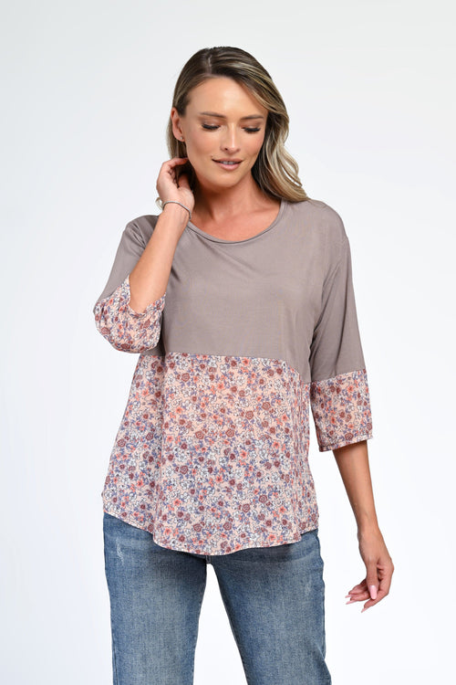 Bluză damă gri taupe cu imprimeu floral – Amara Natalee Fashion