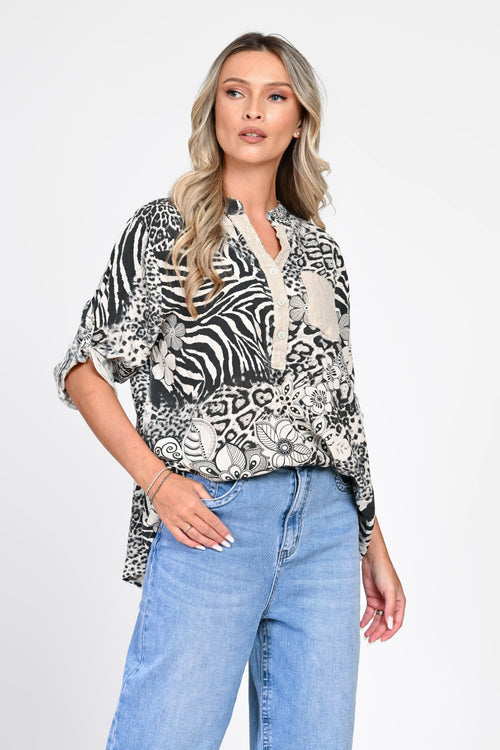 Bluză oversized cu imprimeu animal print și motive florale Natalee Fashion