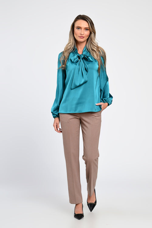 Bluză satinatã turcoaz cu fundă Clara Natalee