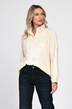 Cămașă damă crem cu broderie și dantelă Nadia Natalee Fashion