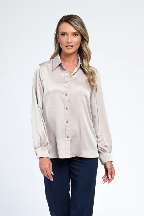Camasa damă satinat-bej cu nasturi eleganți – Amira Natalee Fashion