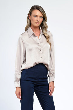 Camasa damă satinat-bej cu nasturi eleganți – Amira Natalee Fashion