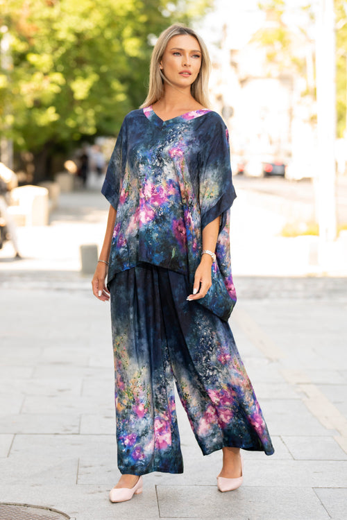 Compleu damă bleumarin din viscoză și mătase cu imprimeu artistic – Celeste Natalee Fashion