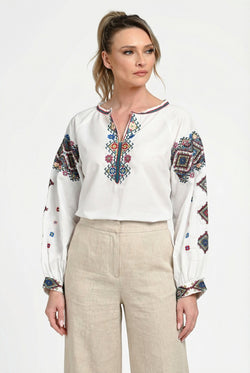 Ie damă albă cu broderie tradițională multicoloră Anastasia Natalee