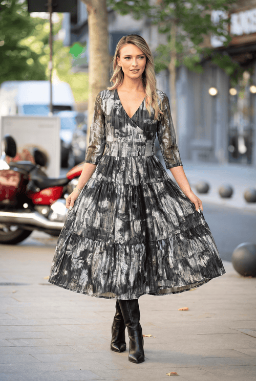 Rochie midi neagră cu imprimeu abstract Evelin
