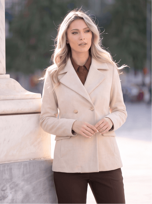 Jachetă damă crem cu nasturi aurii Evelina Natalee