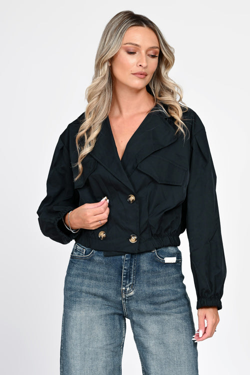 Jachetă damă neagră scurtă cu buzunare Amira Natalee Fashion