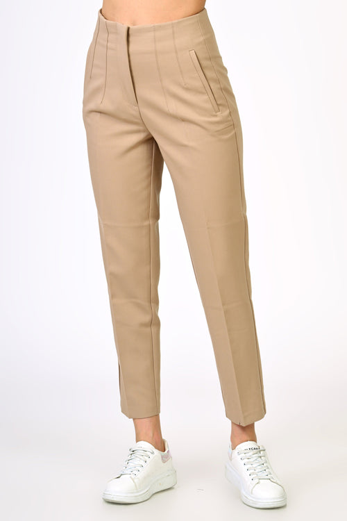 Pantaloni bej eleganți cu croială conică – model Ilinca Natalee