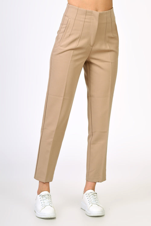 Pantaloni bej eleganți cu croială conică – model Ilinca Natalee