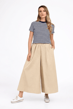 Pantaloni Eranthe tip culottes bej deschis Eranthe