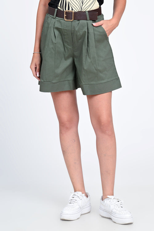 Pantaloni scurți damă verzi cu pense Amara Natalee Fashion