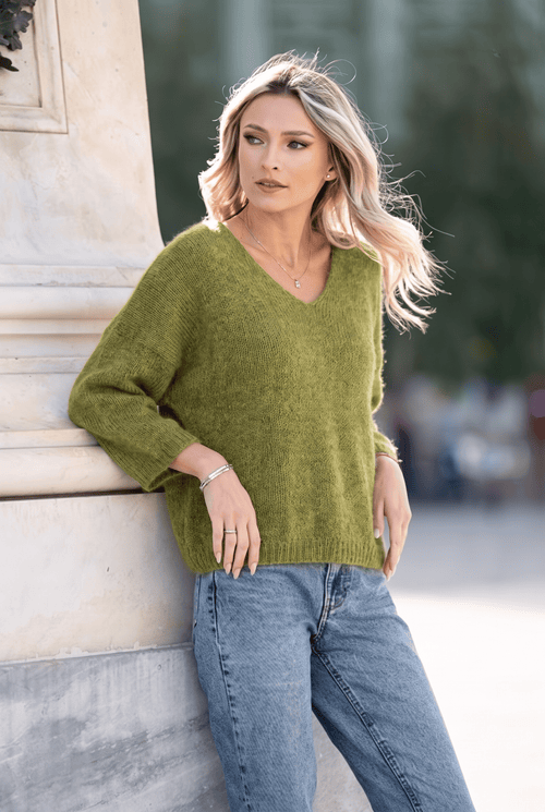 Pulover pufos oversize cu decolteu în V, verde olive Natalee