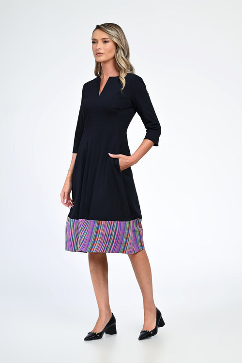 Rochia damă bleumarin cu tiv multicolor Amira Natalee Fashion