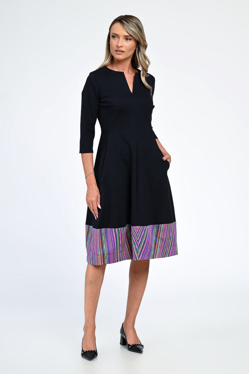 Rochia damă bleumarin cu tiv multicolor Amira Natalee Fashion