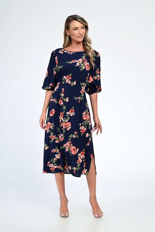Rochie bleumarin cu imprimeu floral și slit lateral – Elora Natalee Fashion
