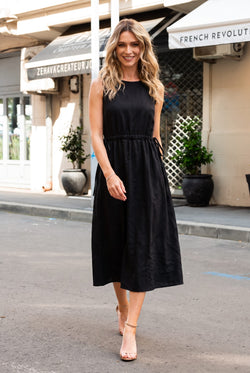 Rochie midi neagră fără mâneci Andreea Natalee