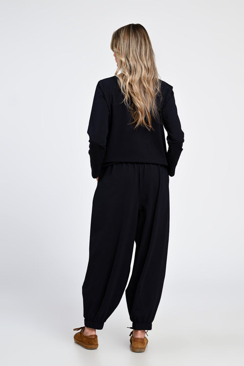 Set Eranthe cu pantaloni largi si bluza bleumarin Eranthe