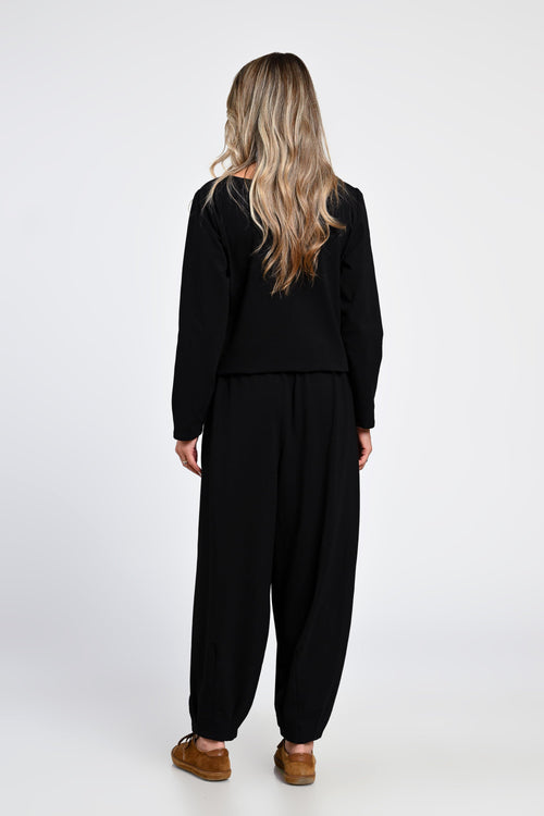 Set Eranthe negru cu bluza si pantaloni baloon Eranthe